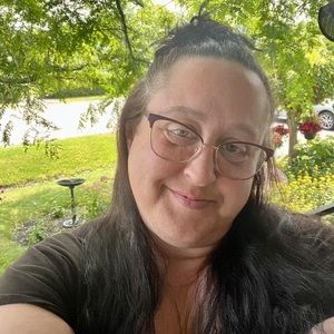 Meet your Posher, Annette